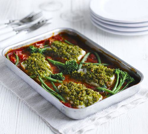 Baked fish with tomatoes, basil & crispy crumbs