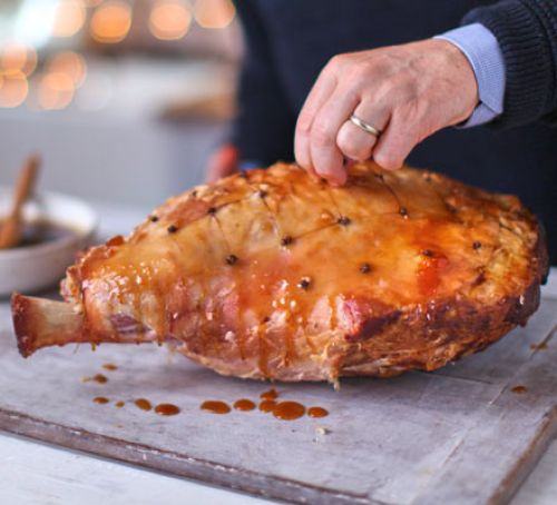 Baked glazed ham