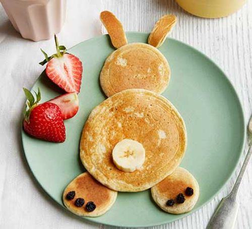 Healthy Easter bunny pancakes
