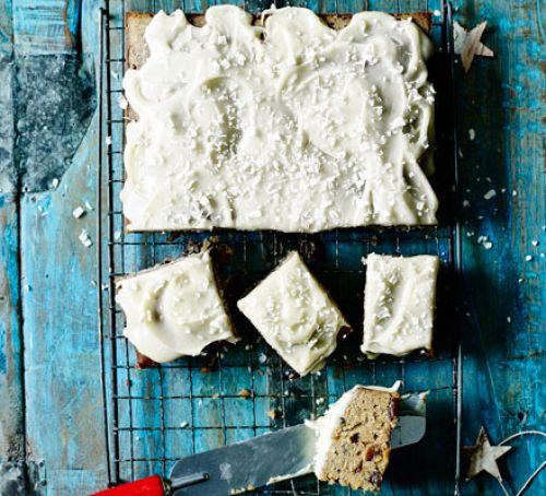 Easy christmas white chocolate traybake cake recipe Recipe
