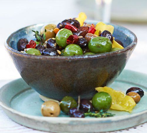 Citrus & fennel marinated olives Recipe