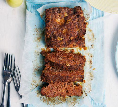Classic meatloaf with tomato sauce Recipe