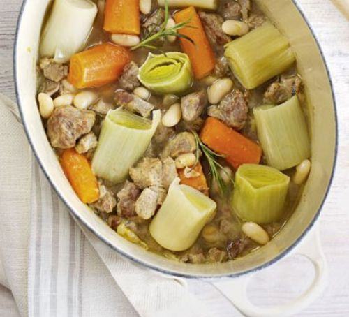 Hearty lamb stew Recipe