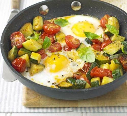One-pan summer eggs Recipe