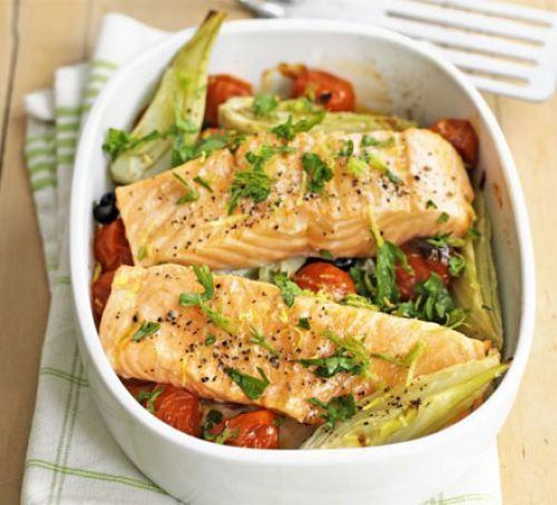 Baked salmon with fennel & tomatoes