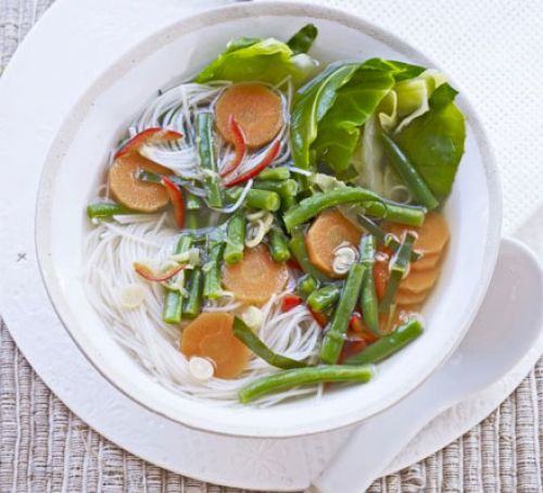 Noodle broth with Thai flavours Recipe