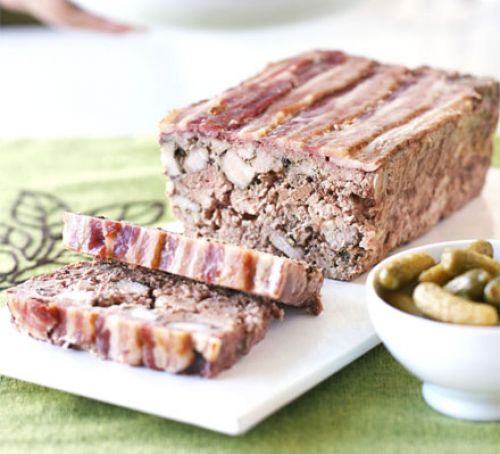 Country terrine with black pepper & thyme Recipe