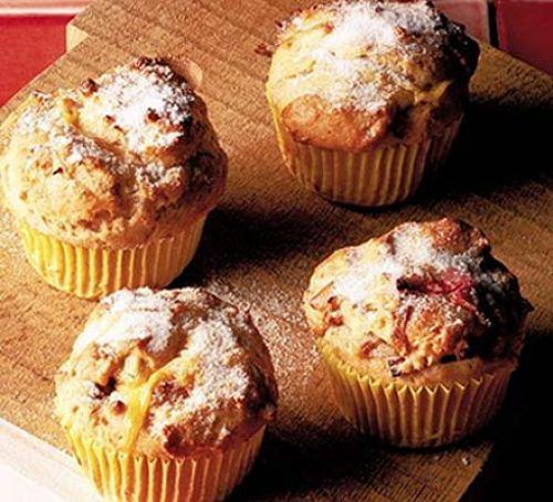 Rhubarb & custard muffins Recipe