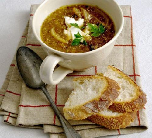 Roasted onion soup with goat's cheese toasts