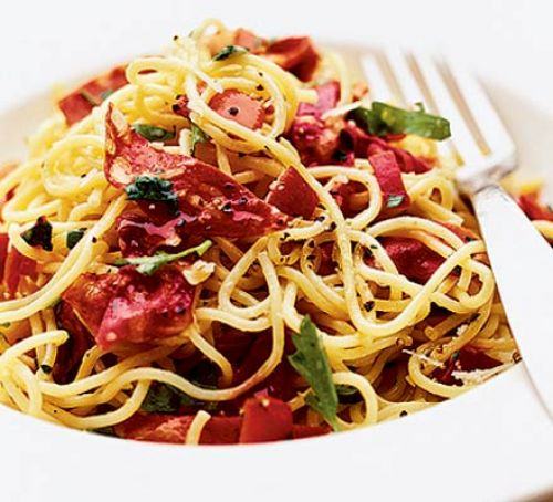 Spaghetti with Spanish flavours Recipe
