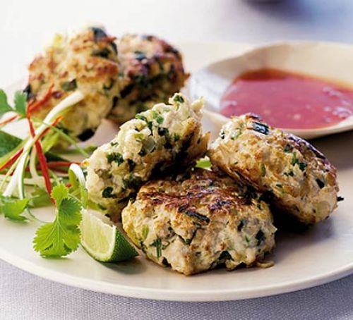 Thai chicken cakes with sweet chilli sauce