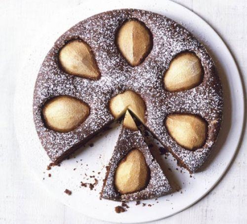 Flourless chocolate & pear cake