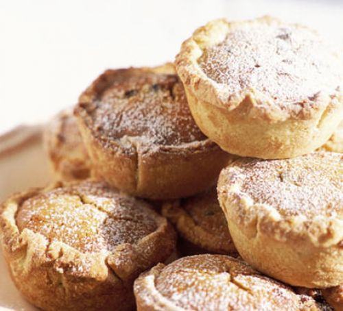 Nutty, fruity, festive muffin tarts Recipe