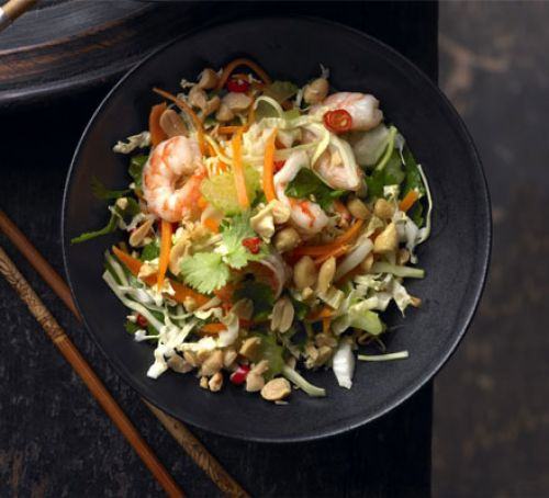 Crunchy Asian cabbage & prawn salad Recipe