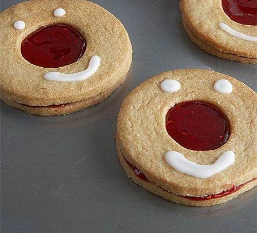 Red Nose Day raspberry cookies