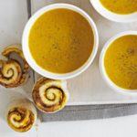 Spicy lentil soup with curry pinwheel rolls