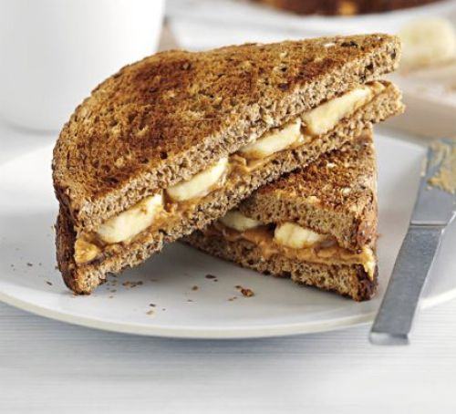 Peanut butter & banana on toast