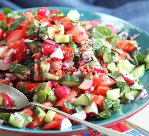Crunchy radish & tomato salad Recipe