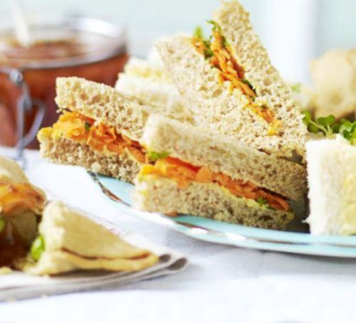 Carrot & raisin sandwiches Recipe