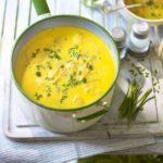 Creamy curried carrot & butter bean soup