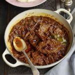Braised beef with cranberries & spices