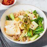 Tofu with chilli & greens